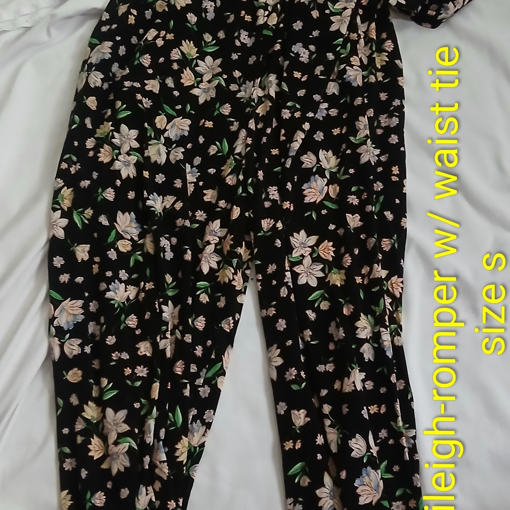 Chic Black Floral Jumpsuit with Waist Tie